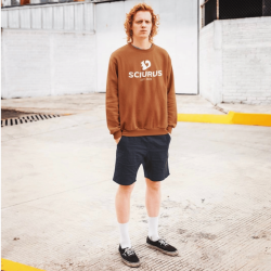 SCIURUS ikoniske sweatshirt brun med hvidt tryk til herre